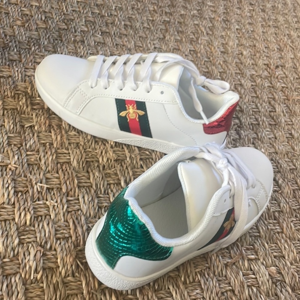 Ace Bee sneakers
